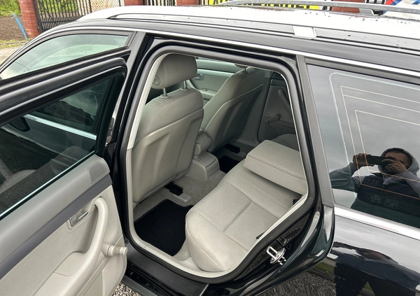 Audi A4 cena 16800 przebieg: 237114, rok produkcji 2004 z Tarnowskie Góry małe 172